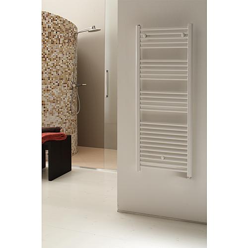 Bath and hand towel radiator Jessica, straight Anwendung 2