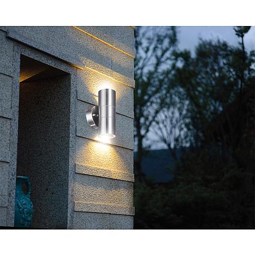 Wall-mounted external light stainless steel, round Anwendung 2