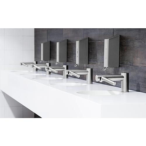 Dyson Airblade™ Wash+Dry Händetrockner WD 04 – kurzer Armaturhals Anwendung 3