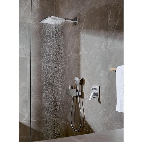 Head showers Hansgrohe Raindance E 300 1jet 300 x 300 mm, with shower arm 390 mm Anwendung 2