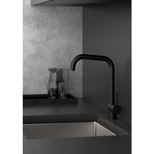 Sink mixer Nevado round with swivel spout
 Anwendung 2
