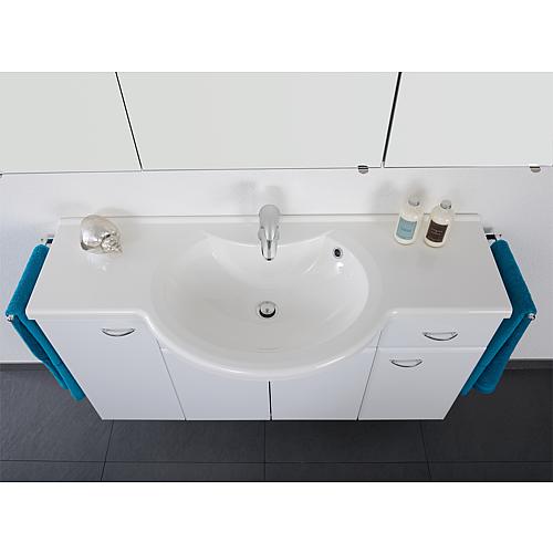 Washbasin base cabinet with washbasin made of cast mineral composite Anwendung 4