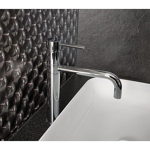 Washbasin mixer, tall design Live 2.0 Anwendung 1